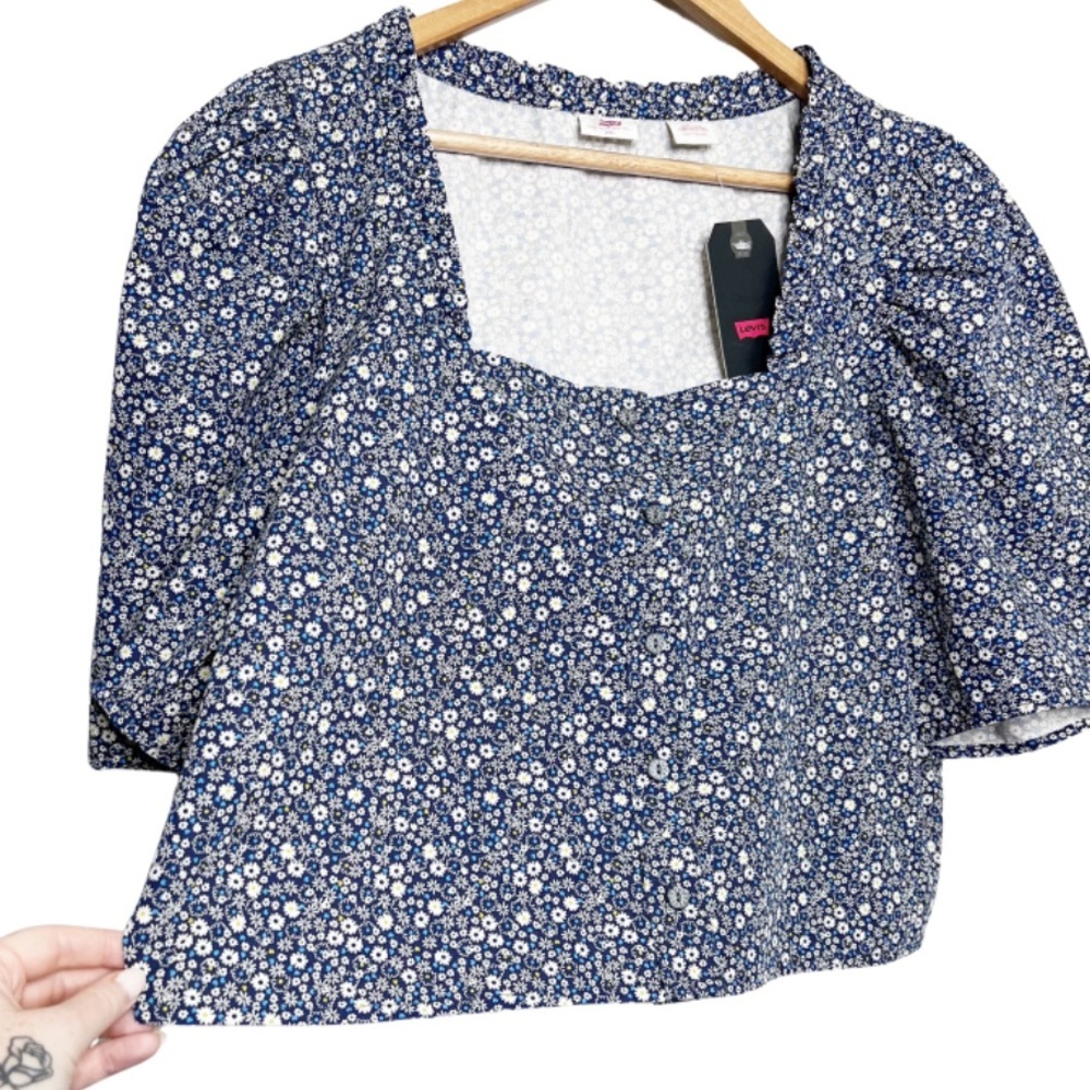 NWT Levi's Blue Floral Square‎ Neck Puff Sleeve Cropped Button Up Shirt Womens